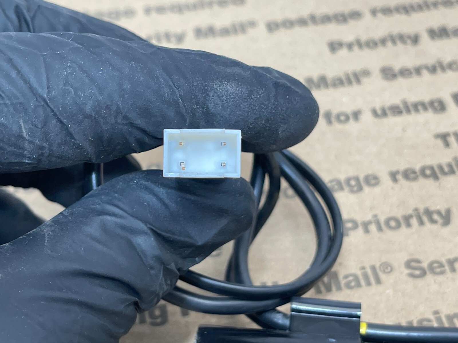 1220 BMW F30 F32 FRONT RIGHT PASSENGER SEAT BELT BUCKLE TENSIONER OEM