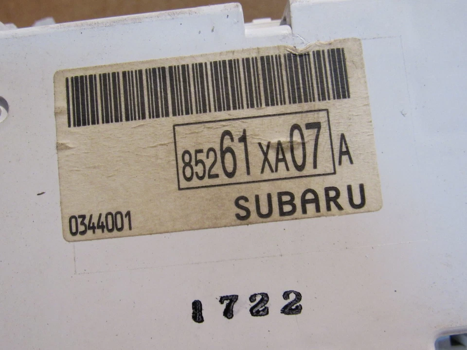 Subaru Tribeca 2012 pantalla de visualización de información 85261XA07A OEM *Dos pestañas rotas* Foto 3 de 4
