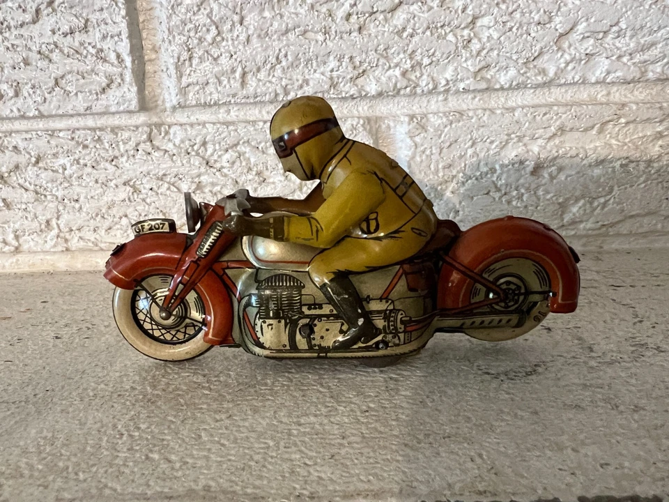 "Motocicleta y piloto GEORG FISCHER ZONA EE. UU. ALEMANIA CUERDA DE HOJALATA 5,5"" GF 207" Foto 4 de 4