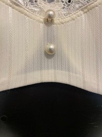 Lise Charmel Ivory Bandeau Bra 32C Hidden Underwired foam lined cups bridalwear