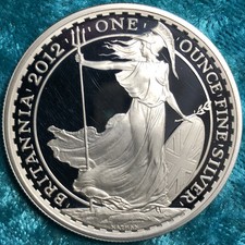 1oz silver 2012 Britannia in original box + COA. Historical and Stunning.