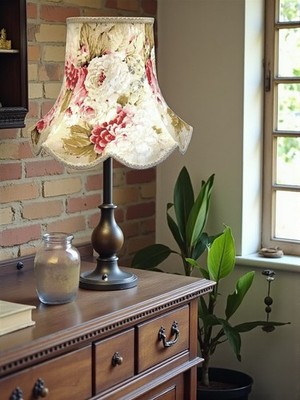Chintz Floral Tischlampenschirme Decken Pendelleuchten Wandleuchten Stehlampenschirme