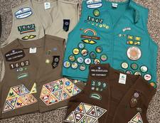 Nice Lot Four 4 Girl Scouts Vests Small Med Large W/ About 200 Patches  Pins