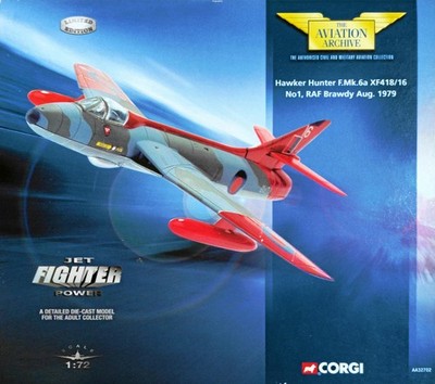 CORGI The Aviation Archive Hawker Hunter F.Mk.6a XF418/16 No1, RAF Brawdy Aug. 