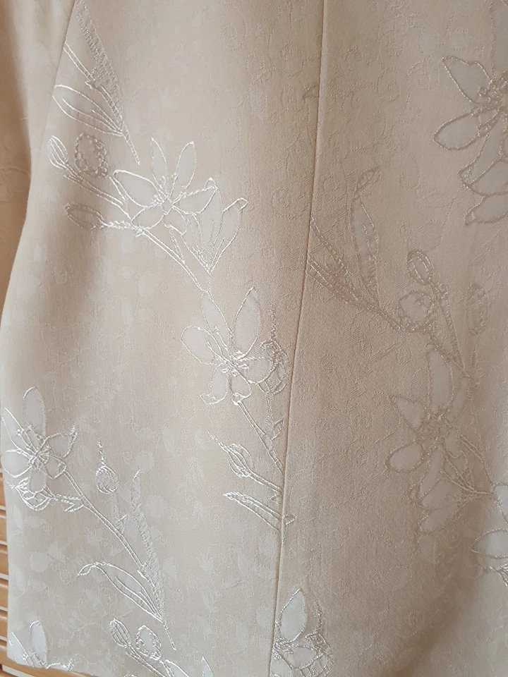 PRECIS BROCADE/EMBROIDERED BOLERO JACKET, SIZE 12 - HARDLY WORN - Image 2 of 4