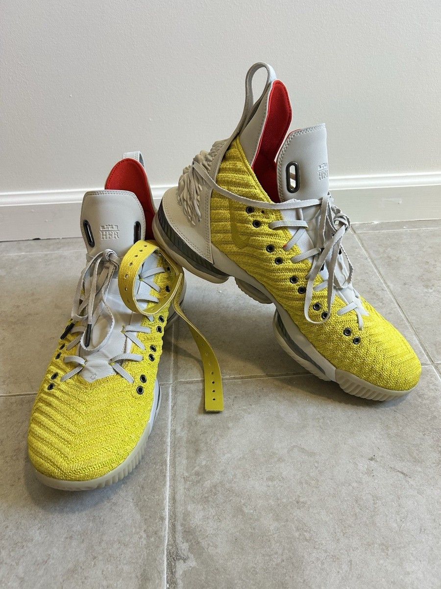 Mens sz 14 High-Top Basketball Shoes in Bright Yellow Nike Zoom Hyperrev Mens 14 Kyrie Irving Shoes Sonic... | Depop main image 3