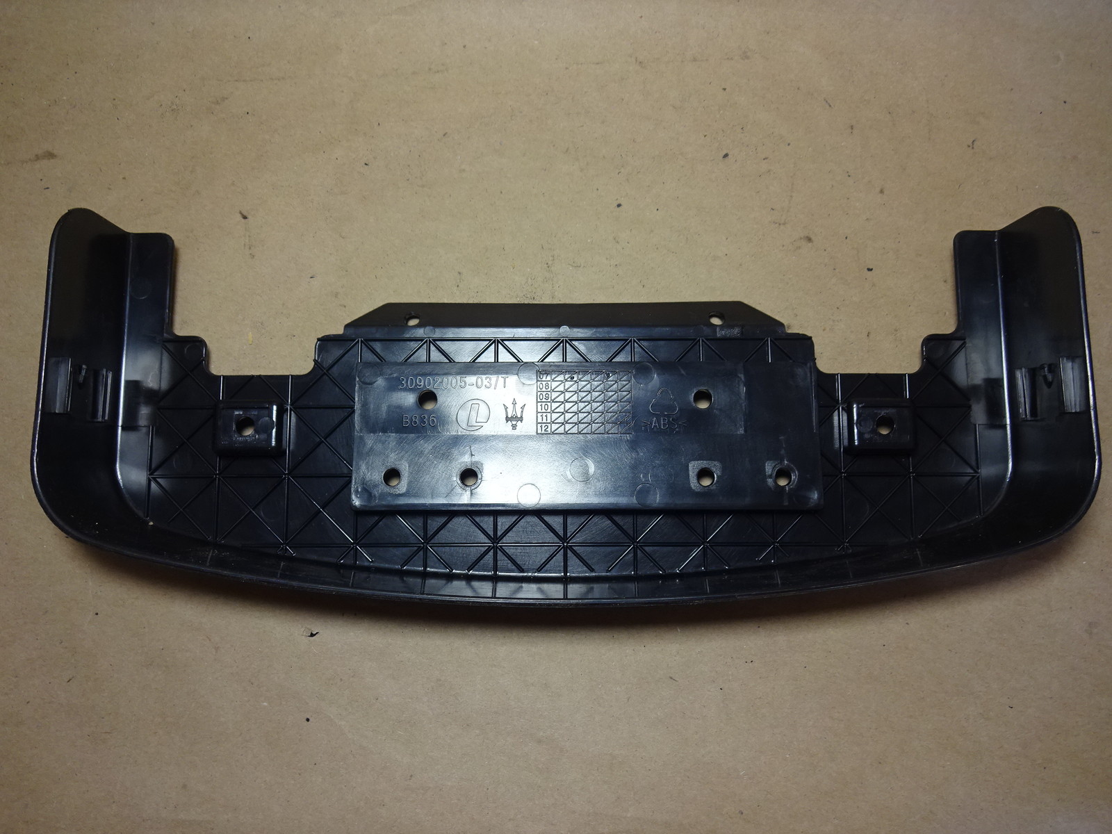 Maserati GT GranTurismo - LH Left Memory Control Unit Cover 30902005