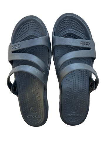 Crocs Women's 7 Sanrah Black Strappy Wedge Slip On Open Toe Sandals D2