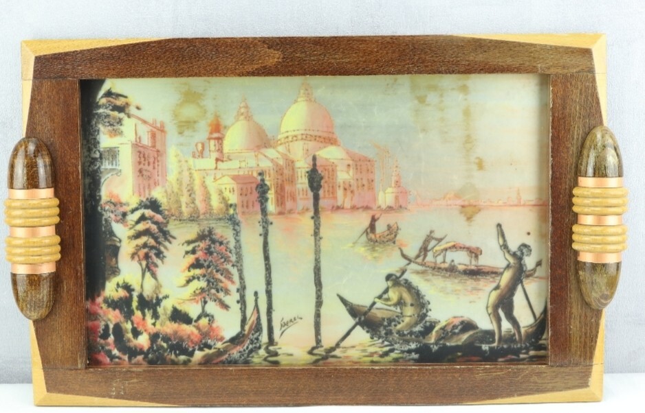 Grand plateau rectangulaire de service bois à décor floral, avec