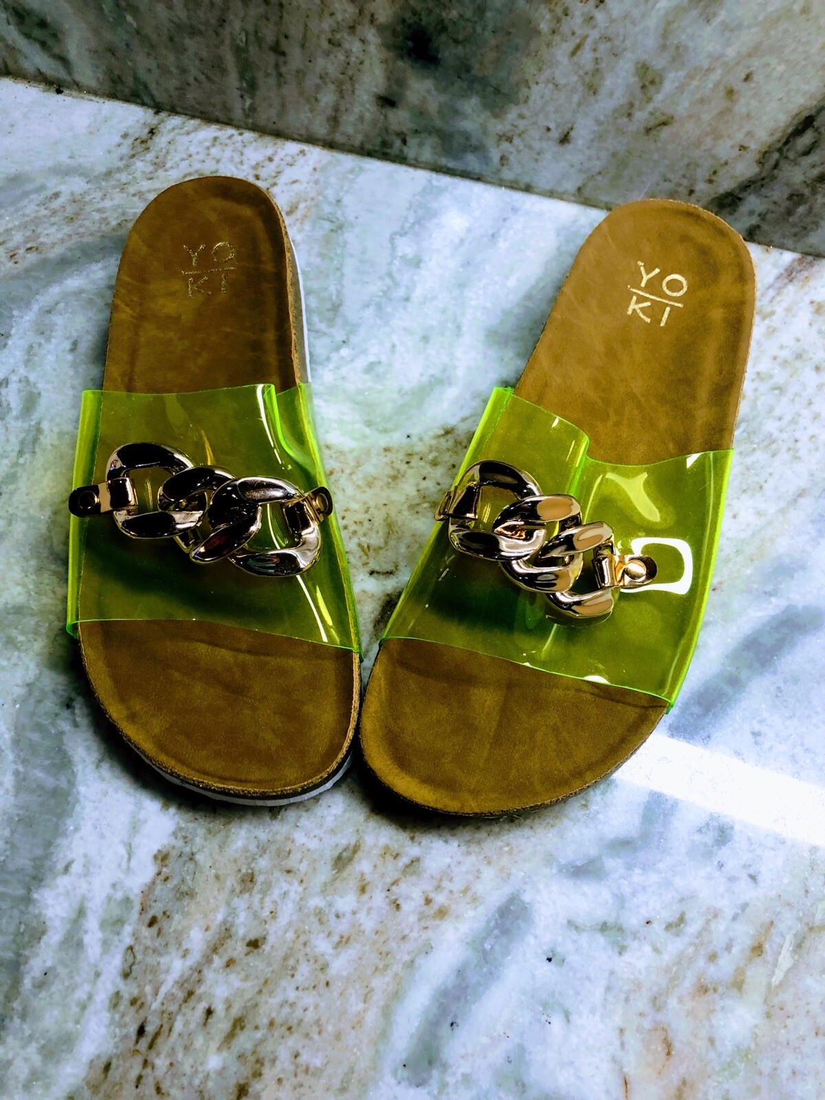 PANTOFOLA D’ORO Ship N 24 Hours. New Yoki Transparent Yellow Strap Chain Band Slippers Size 9.