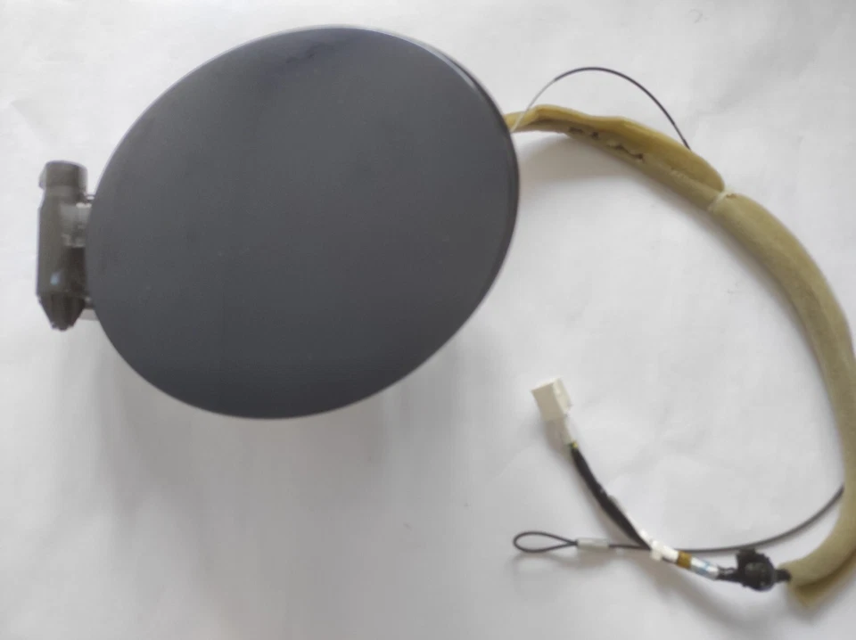 DFR54242X TAPON EXTERIOR E INTERIOR DE COMBUSTIBLE MAZDA CX-30 2019-2024 AZUL - Imagen 2 de 4