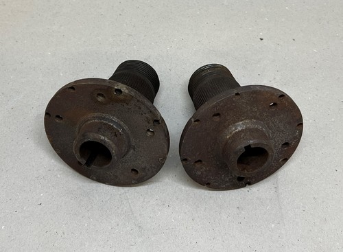 Maserati 3500 GT ? - Pair of Rear Hubs f Central-Lock Wheels Paar hintere Naben - 第 2/5 張圖片