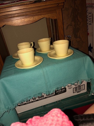 Boontonware Vintage Melmac Yellow-set of 4 Cups and Saucers - Picture 5 of 7