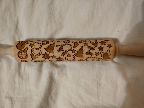 Pastrymade Beech wood Christmas Embossed Rolling Pin + accessories NEW & unused - Picture 4 of 11