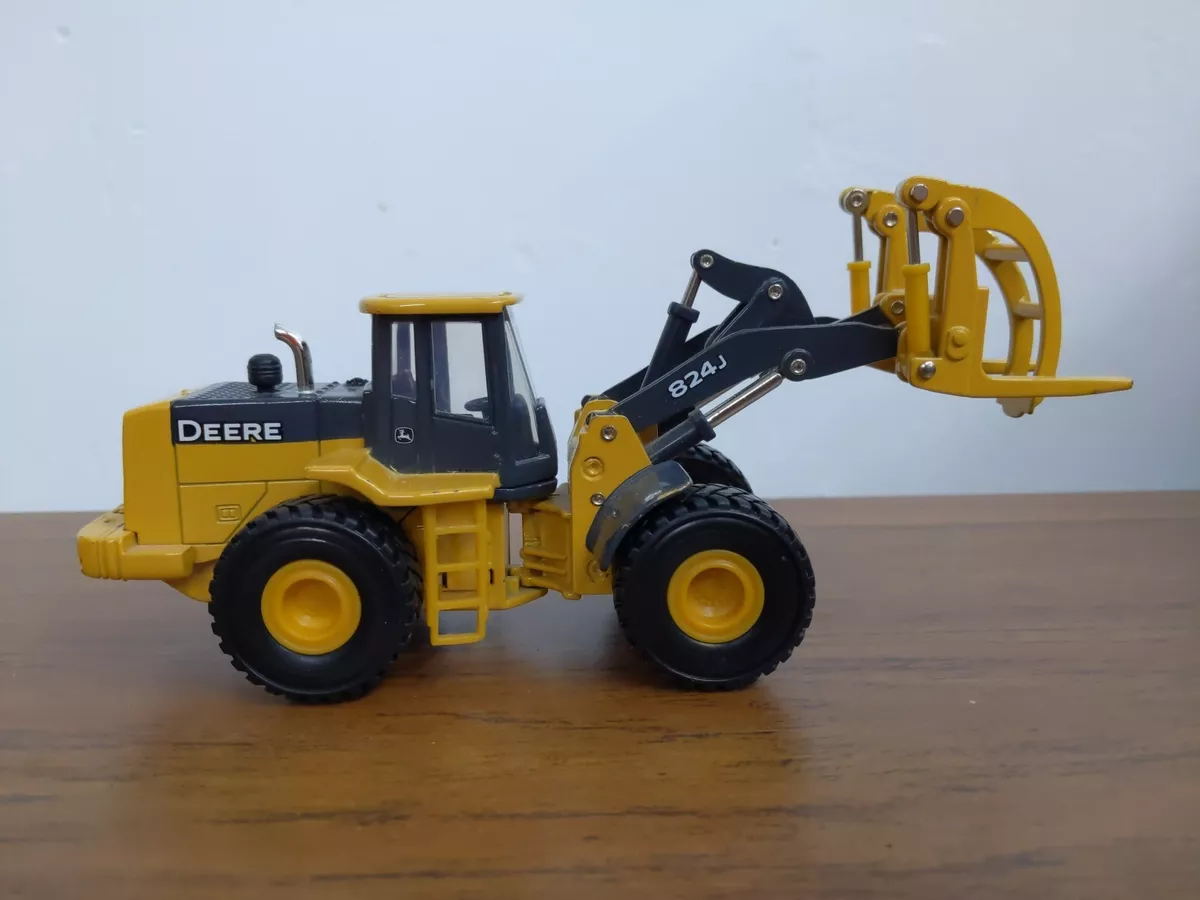 1 50 Ertl Toy John Deere 824J Log Loader Forestry