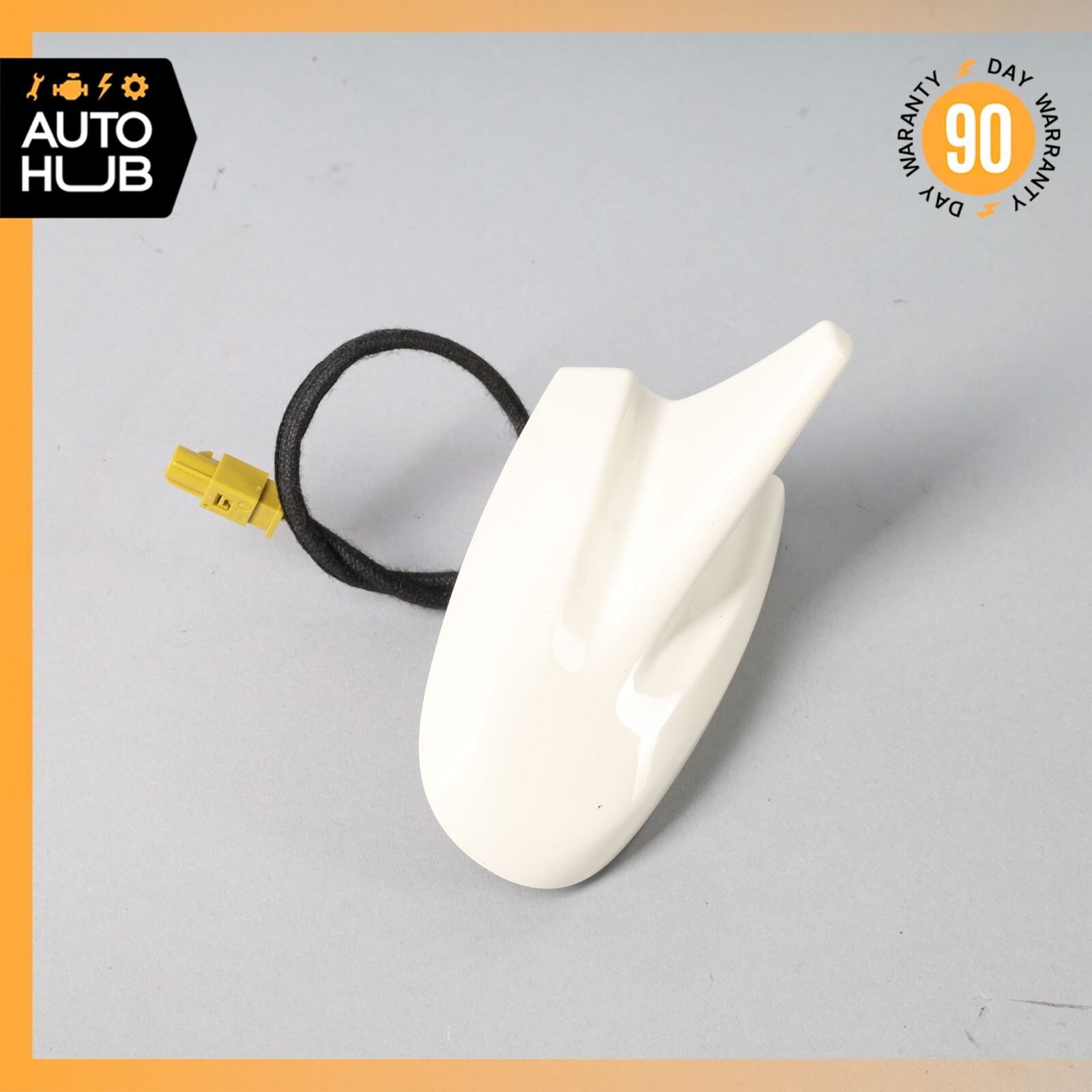 14-17 Maserati Quattroporte M156 Ghibli M157 Shark Fin Radio Antenna White OEM