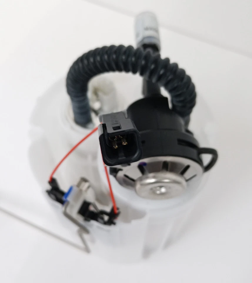 Módulo de bomba de combustible Airtex E8847M para Volvo S60 V70 2001-2009 Foto 3 de 4