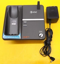 ⭐️⭐️⭐️⭐️⭐️ AT&T E5802B Cordless Phone Answering Machine System Base w Power Cord