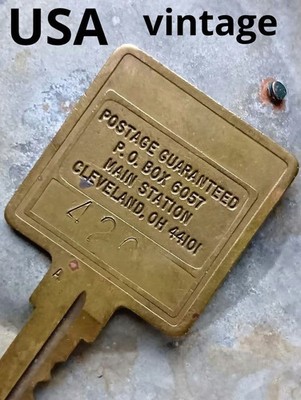 USA vintage brass post key/big key return key #68c9dd