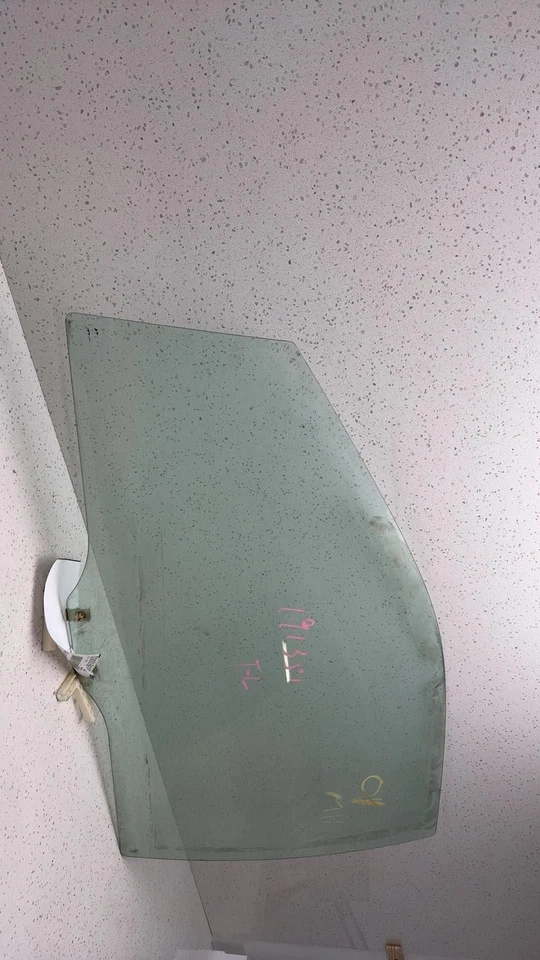 2000-2006 MAZDA MPV VAN Left Front Door Glass/window Foto 3 de 4