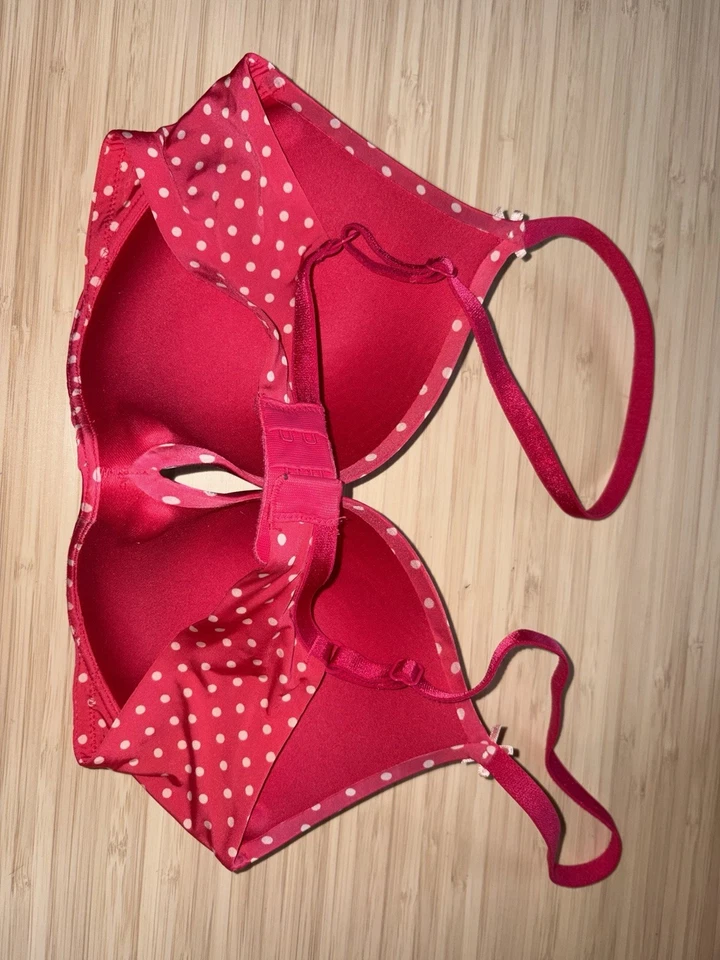 Sujetador push up rosa a lunares Victorias Secret 36C para mujer  Foto 2 de 3