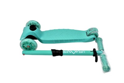 Life Master Aqua Kids 4 Wheel Scooter Boys & Girls Adjustable Light Up Wheels