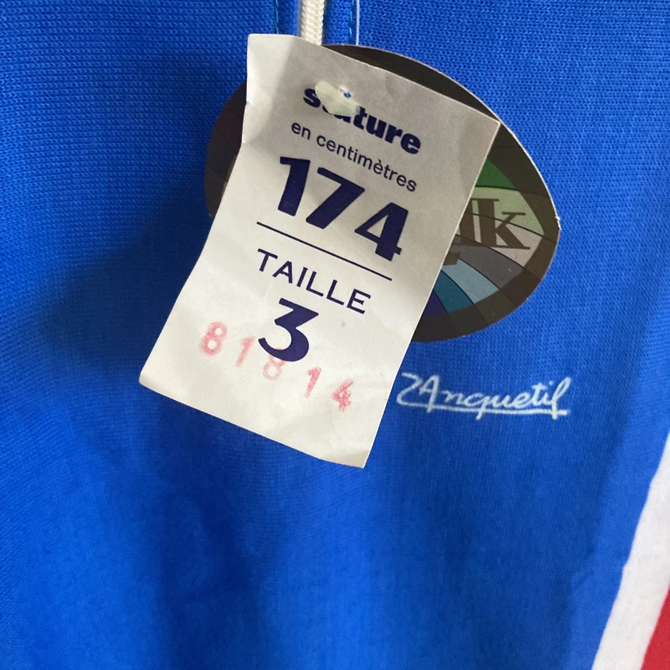 Maillot cycliste JACQUES ANQUETIL Bleu,Blanc,Rouge vieux, stock,neuf Taille 3 - Photo 2/4