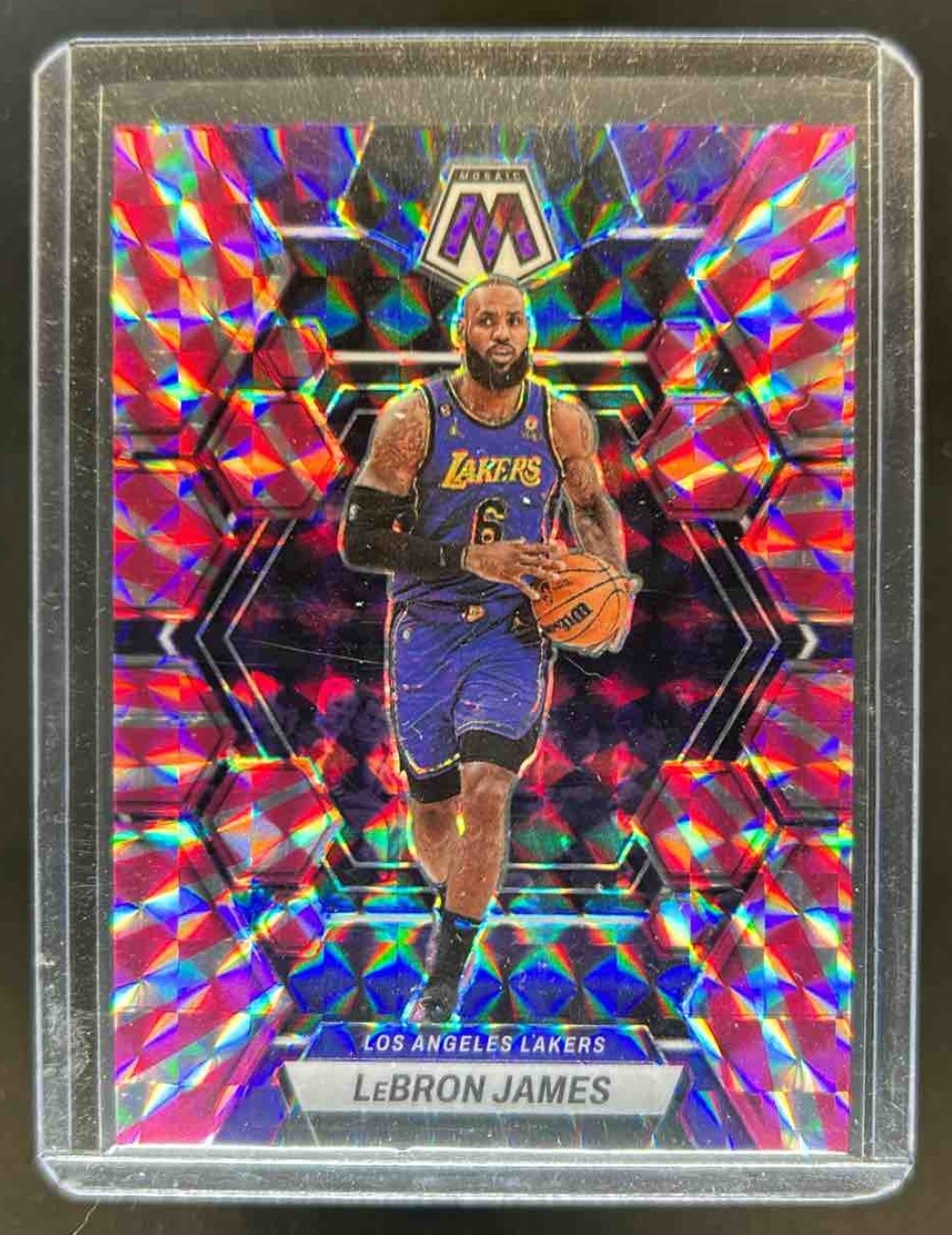2022-23 Mosaic LeBron James Pink Swirl FOTL #20/20 Lakers