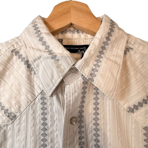 VTG Wrangler Pearl Snap Western Shirt Mens SIZE MEDIUM White Diamond Geometric - Picture 3 of 9