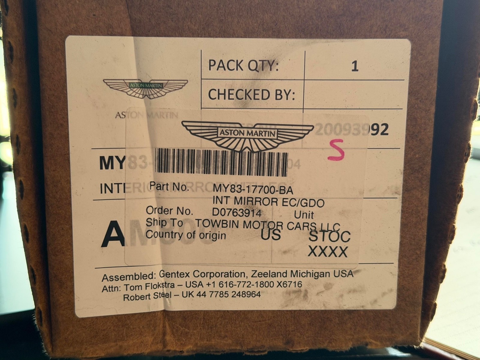 21-23 ASTON MARTIN DBX REAR VIEW MIRROR OEM# MY83-17700-BA