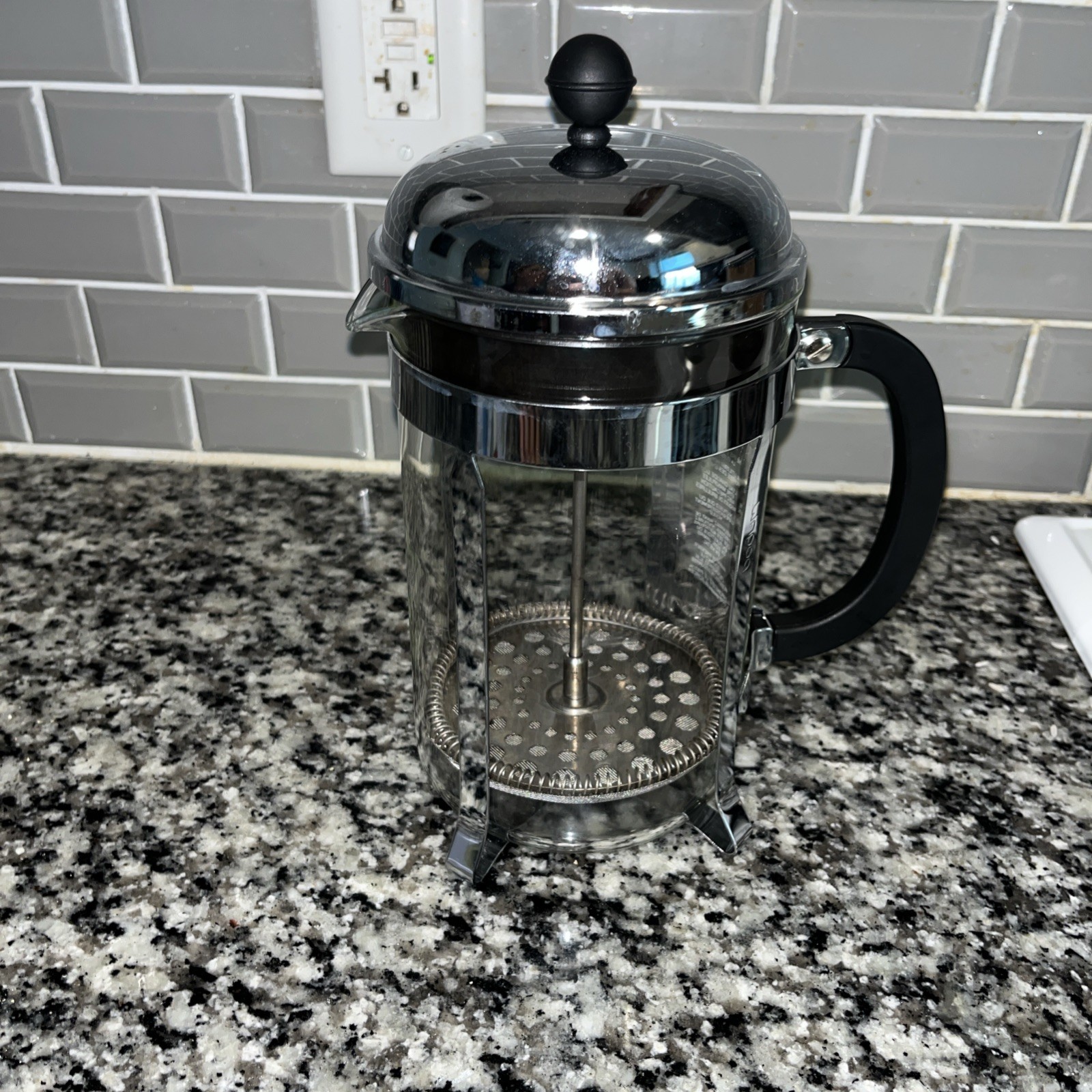 Bodum Chambord The Original 4-Cup Chrome French Press Coffee Maker 1924-16