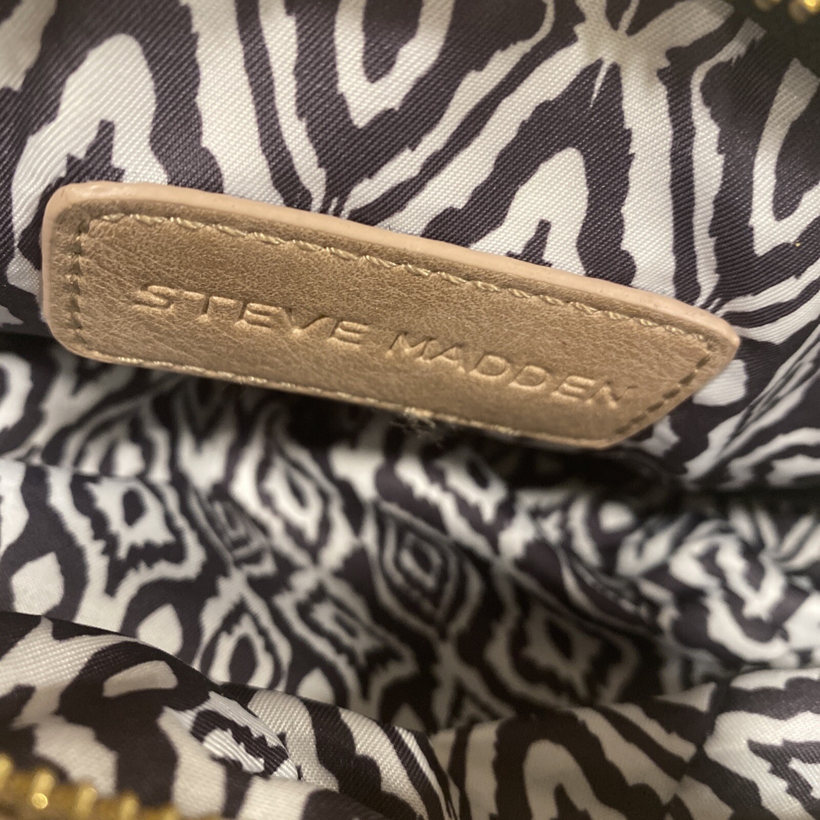 Steve Madden Round Crossbody Bag Brown Faux Leather W/fringe, Gold Tone