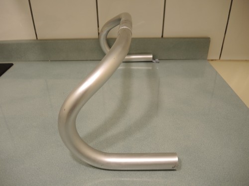 CINELLI CRITERIUM ALLOY HANDLEBARS - GREAT CONDITION 26.4 CLAMP / 420mm CENTRES - Picture 11 of 13