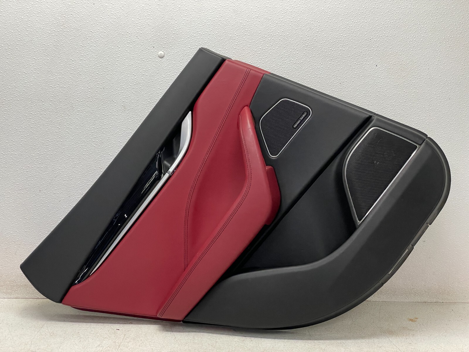 2017 2018 Maserati Levante Rear Left Driver Interior Door Panel Trim 1442 OEM