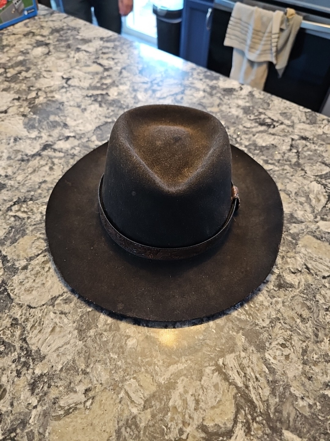Picture 1 of 5
