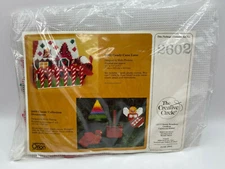  Vintage Candy Cane Lane Christmas Mesh Plastic Canvas Kit #2602 Creative Circle