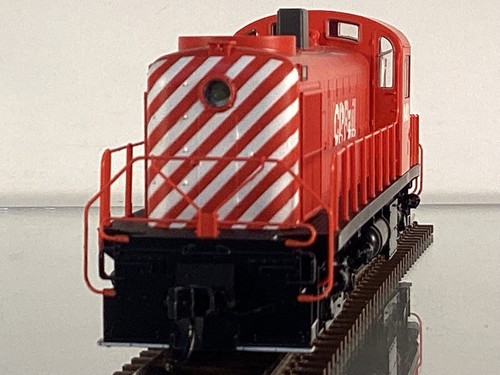 Walthers -Proto 1000 HO CP RS-2 Locomotive #8401 Soundtraxx DCC Sound, LEDs - Picture 2 of 4