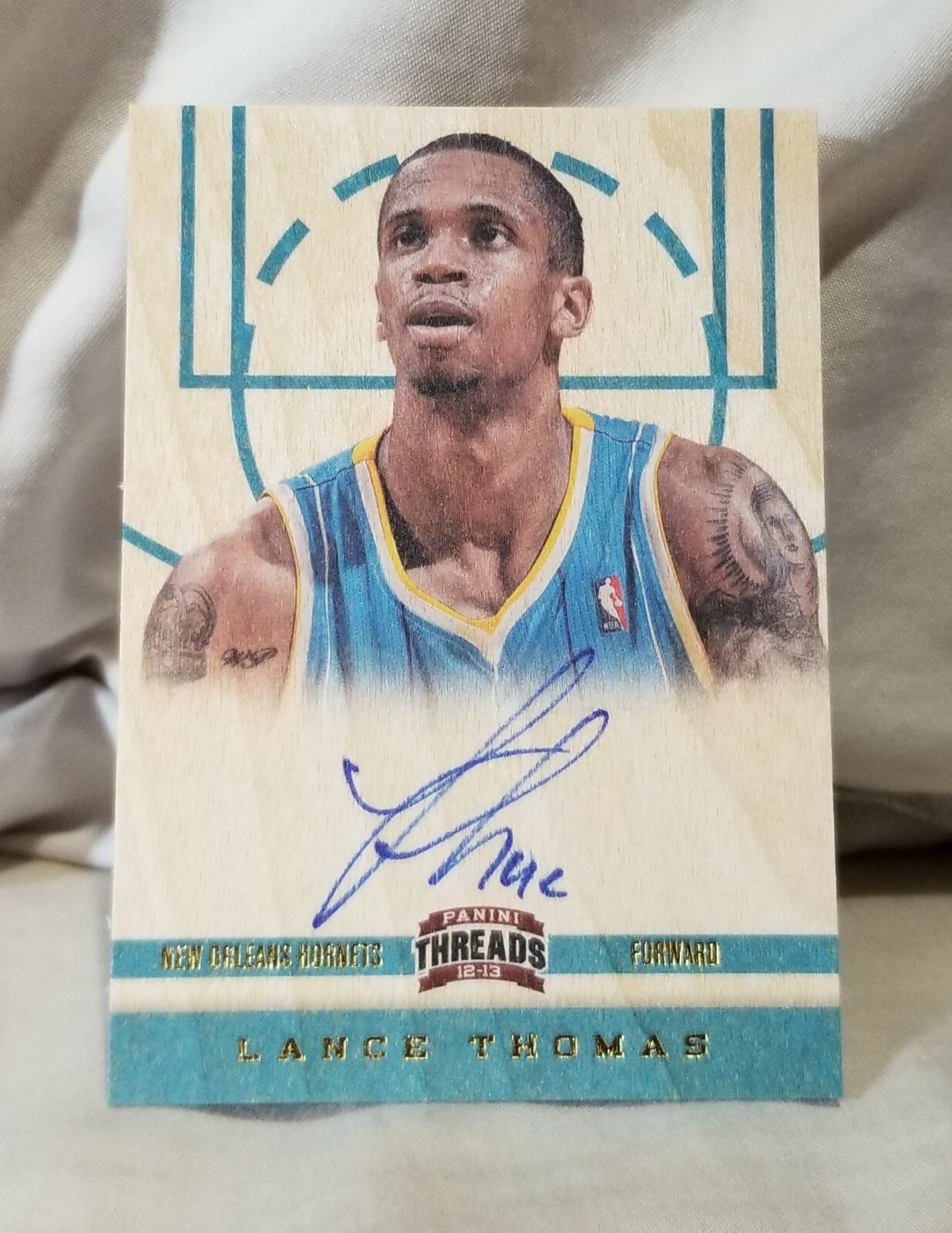 Autographed Lance Thomas 2012-13 Threads Rookie Card #200 On Card Duke