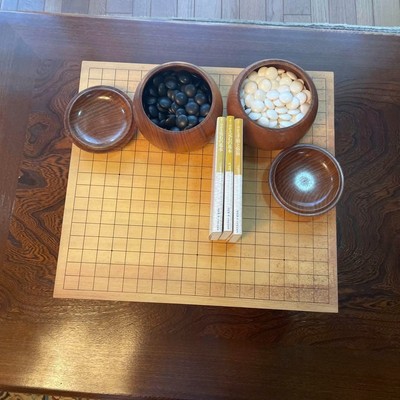 Vintage Wooden Go Board Set Heso Footed Shell Stones and 3 Go Instruction Books