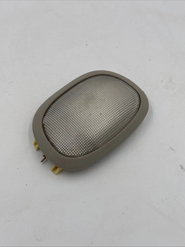 Оригинальный задний купольный грузовой фонарь для Dodge RAM 1500 2500 1998-2001 годов выпуска 04685242 115D - Изображение 4 из 4