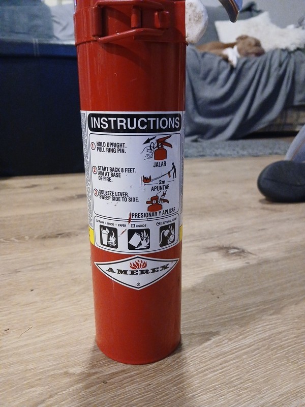 Amerex B410T 2.5 lbs Purple K Chemical Class B C Fire Extinguisher