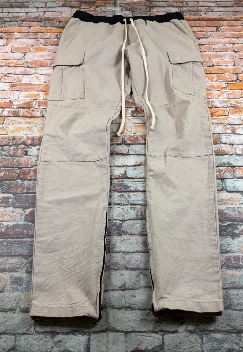 Fear Of God FOG Essentials Cargo Pants Mens Large Beige Ankle Zip Streetwear