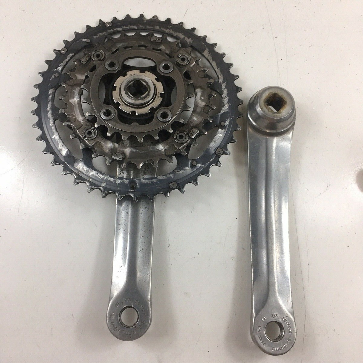 Shimano Deore LX FC-M570 175mm 44/32/22 MTB Crankset 9 Speed