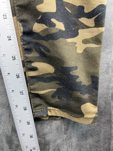 No Boundaries Pants - Girls 13 - Green Camo - 3 Buttons - Tapered Leg (806) - Picture 12 of 17