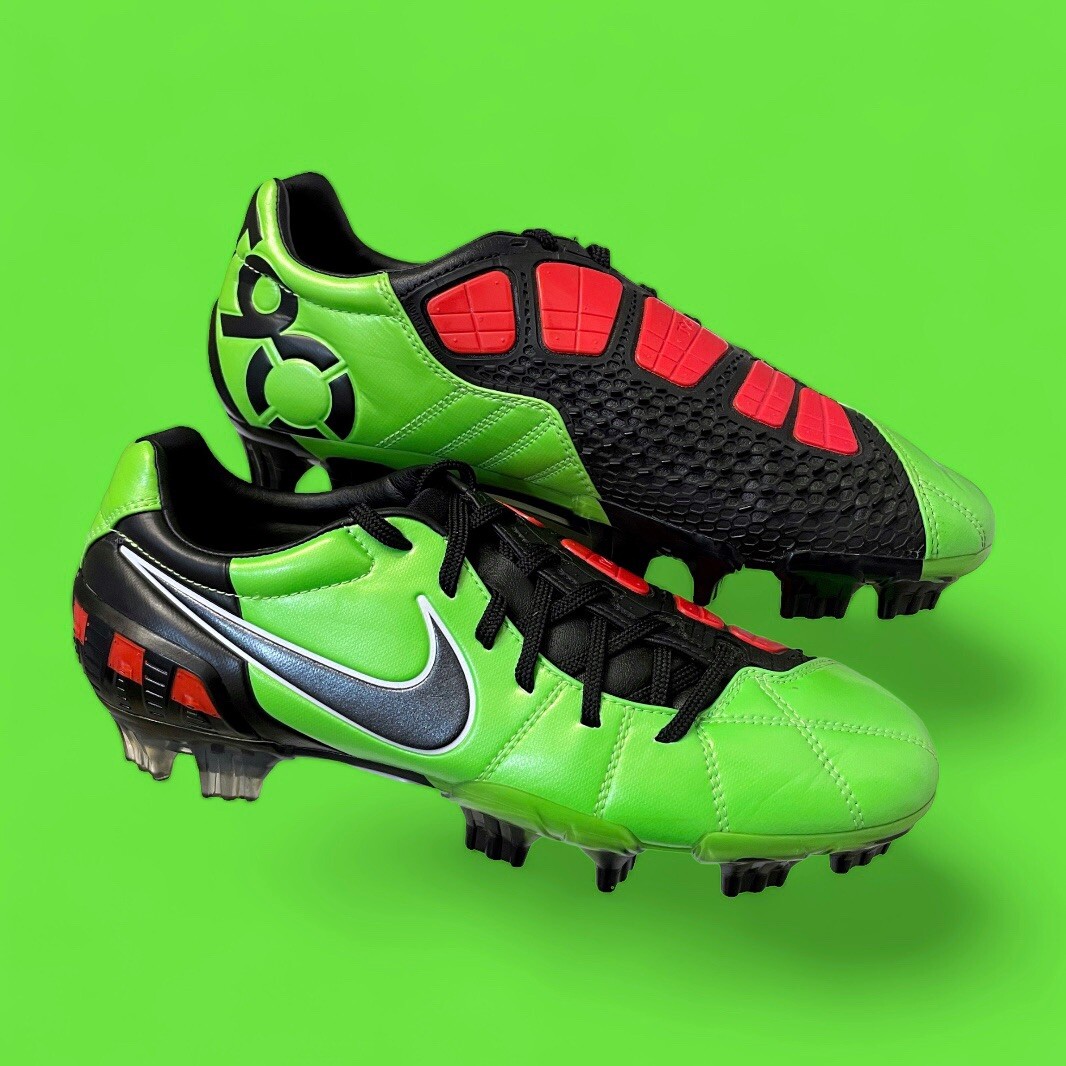 NIKE TOTAL 90 LASER III FG * 6.5 US * 385423-306 * GREEN NIKE TOTAL 90 LASER III FG * 6.5 US * 385423-306 * GREEN