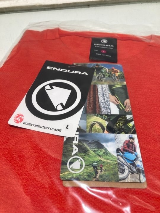 Endura Singletrack S/S Cycling Jersey - Paprika - Womens, Red, Large