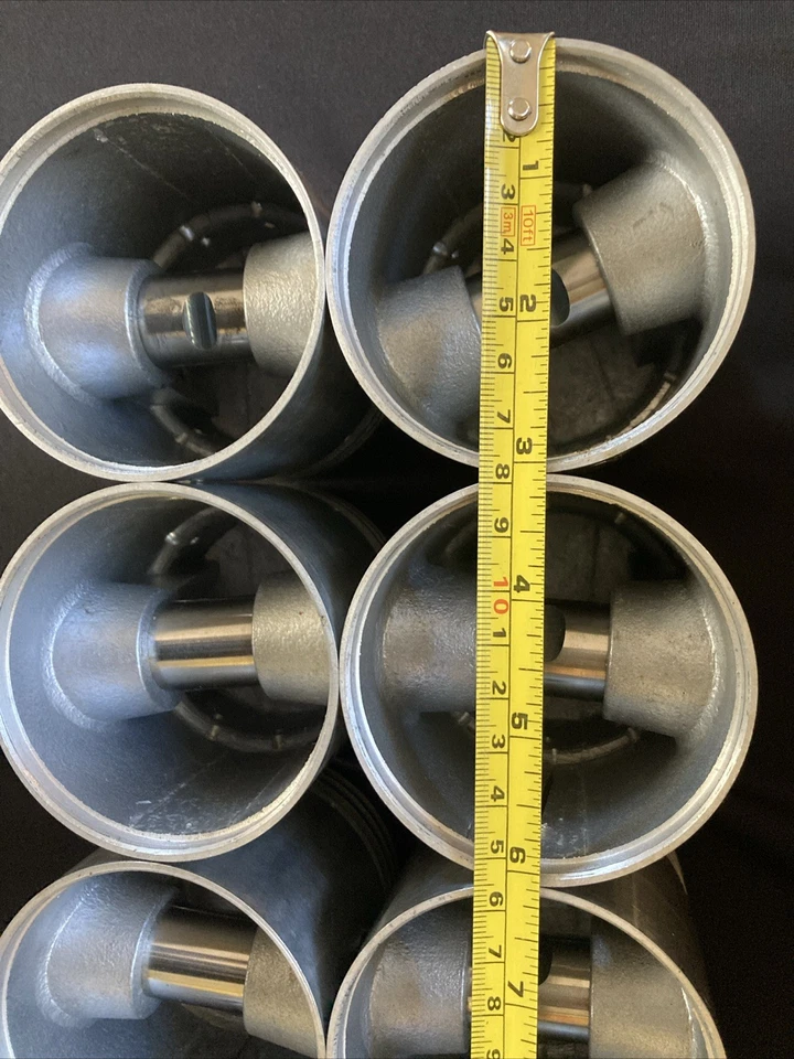 1929, 29 Studebaker Dictator 8 cilindros JUEGO DE PISTONES con pasadores de muñeca, aleación .003 Nuevo de Lote Antiguo Foto 3 de 4