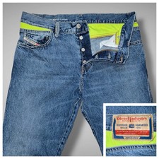 Diesel 1995 5 Pocket 33x34 Slim Fit Mid Rise Straight Leg Neon Waistband Accent