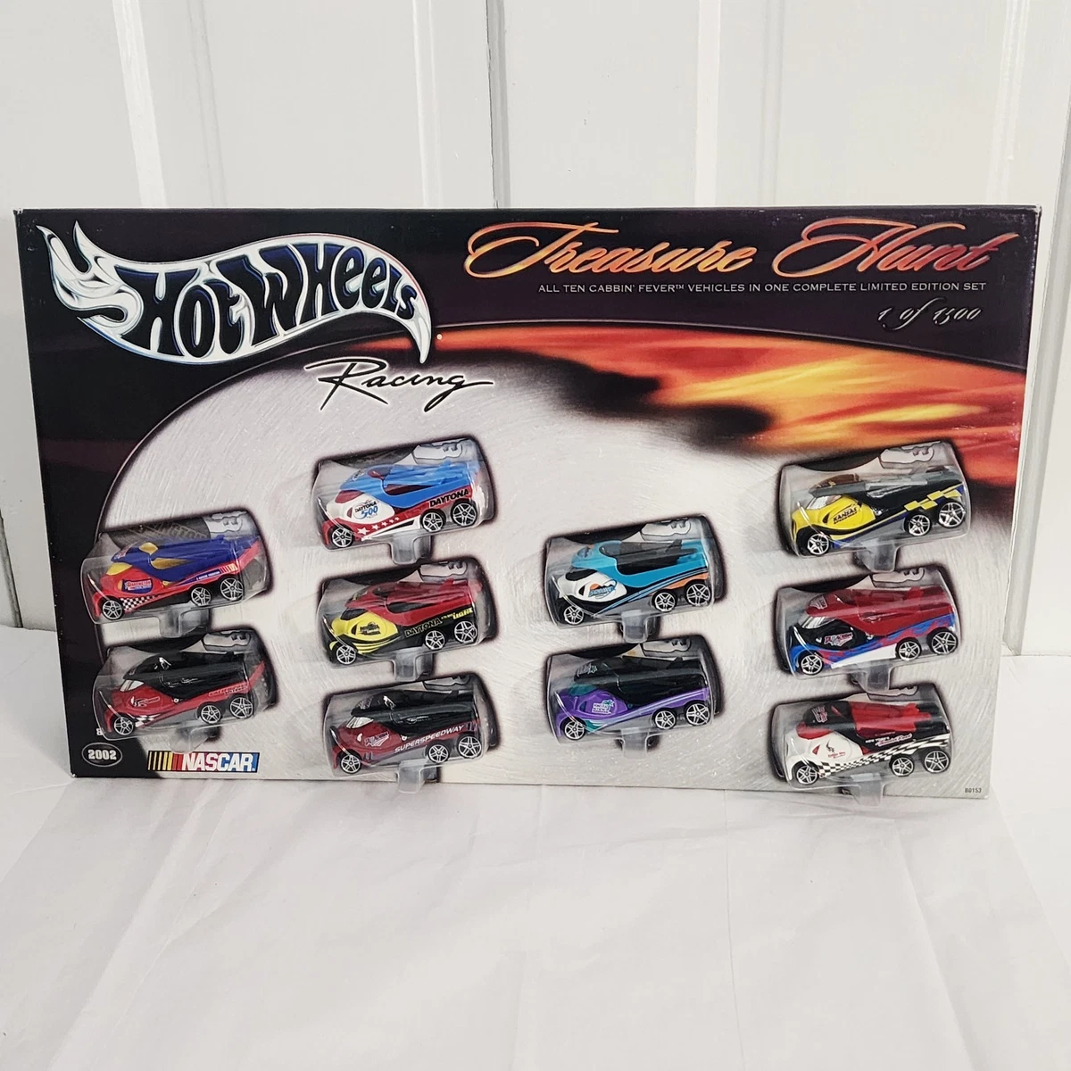 Hot Wheels Treasure Hunt 2002 Vehicle Year Diecast Racing Cars for