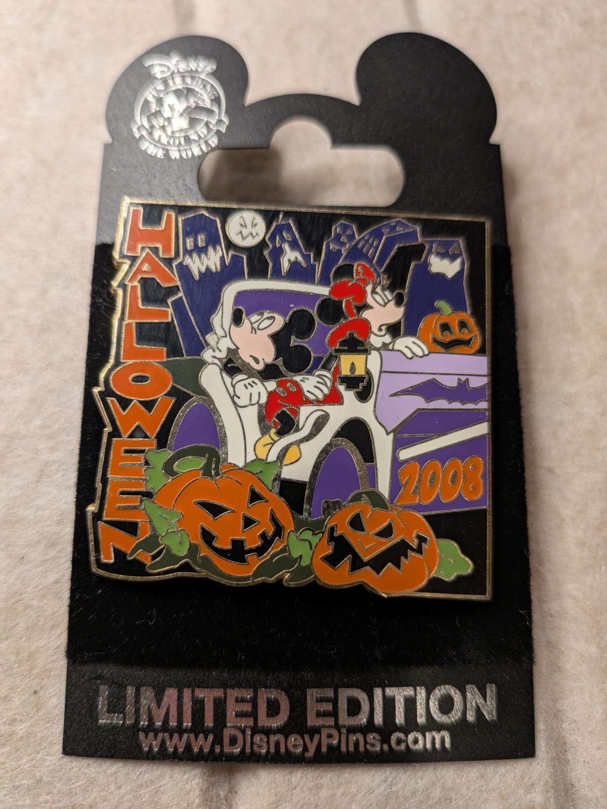 2008 World of Disney Store New York Halloween Mickey Minnie Pumpkins LE1000 Pin 